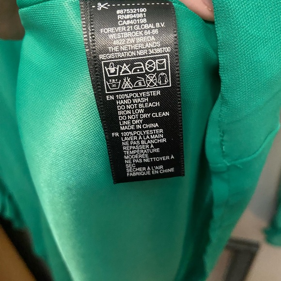 Forever 21 Womens green lined dress size small - Picture 7 of 7